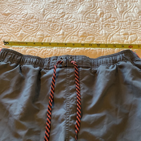 Nike swim trunks - Picture 7 of 12